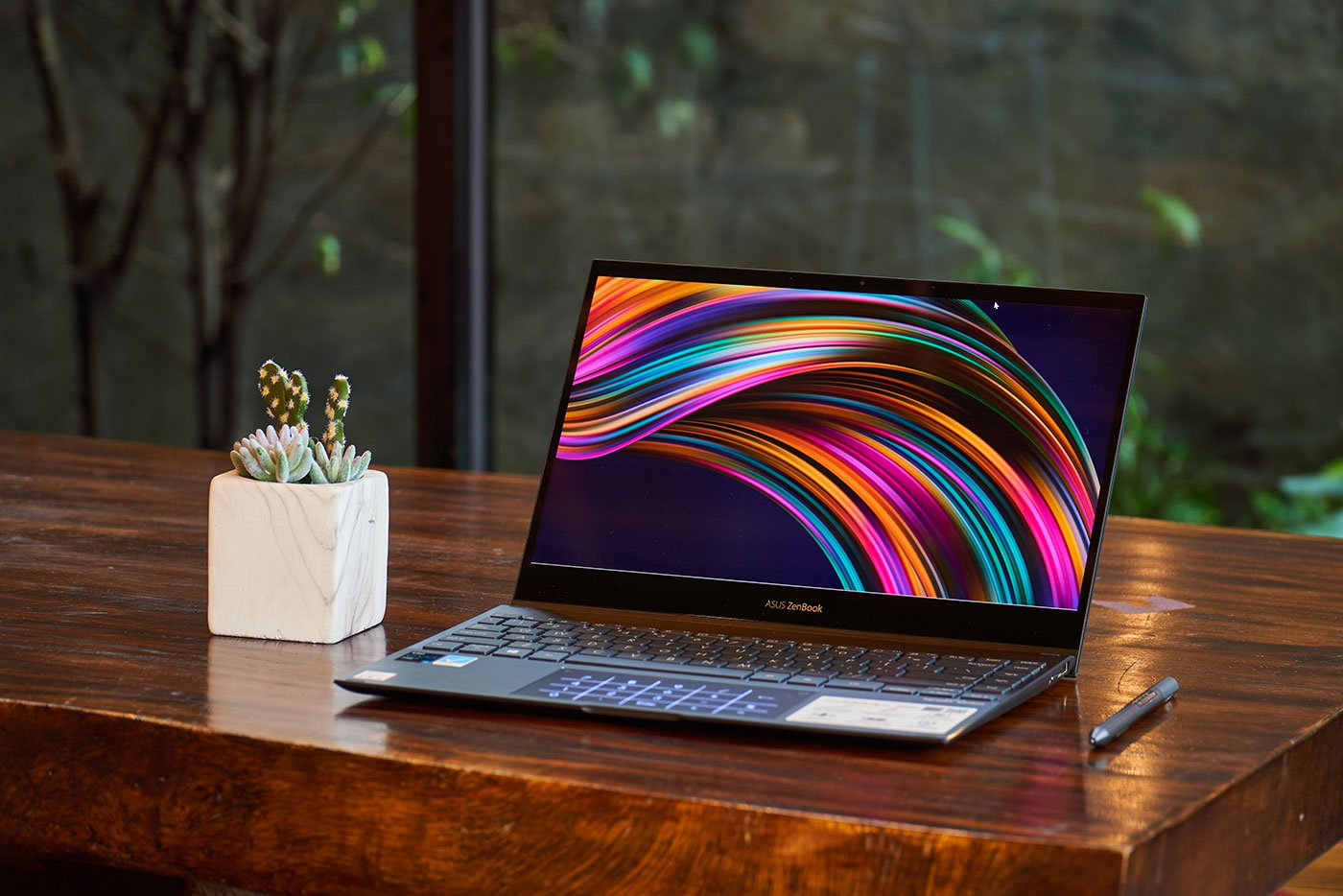 Asus Vivobook Pro 14 OLED review: snappy performance and a smooth screen
